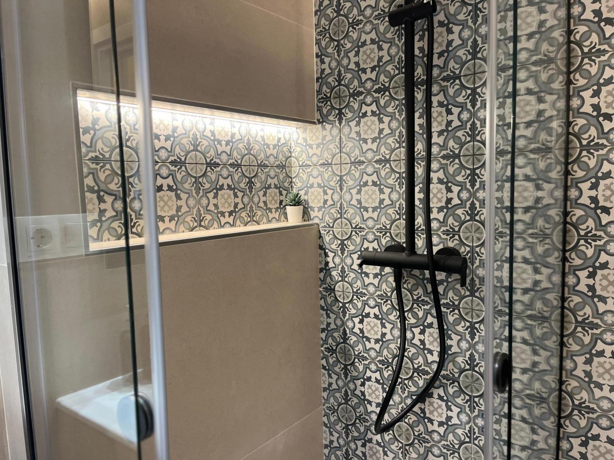 Homely Malaga Soho San Lorenzo Ngoại thất bức ảnh